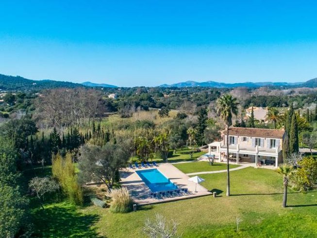 6 Unique Luxury Yoga Retreats in Spain 13 canyamel2