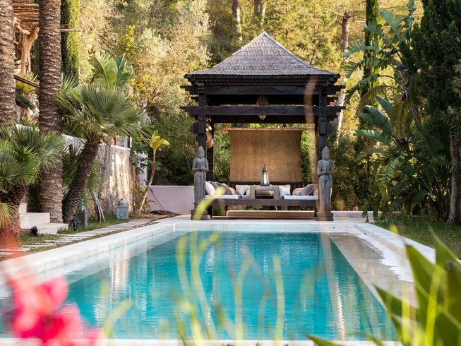 6 Unique Luxury Yoga Retreats in Spain 8 7 Unique Luxury Yoga Retreats in Spain Ibiza
