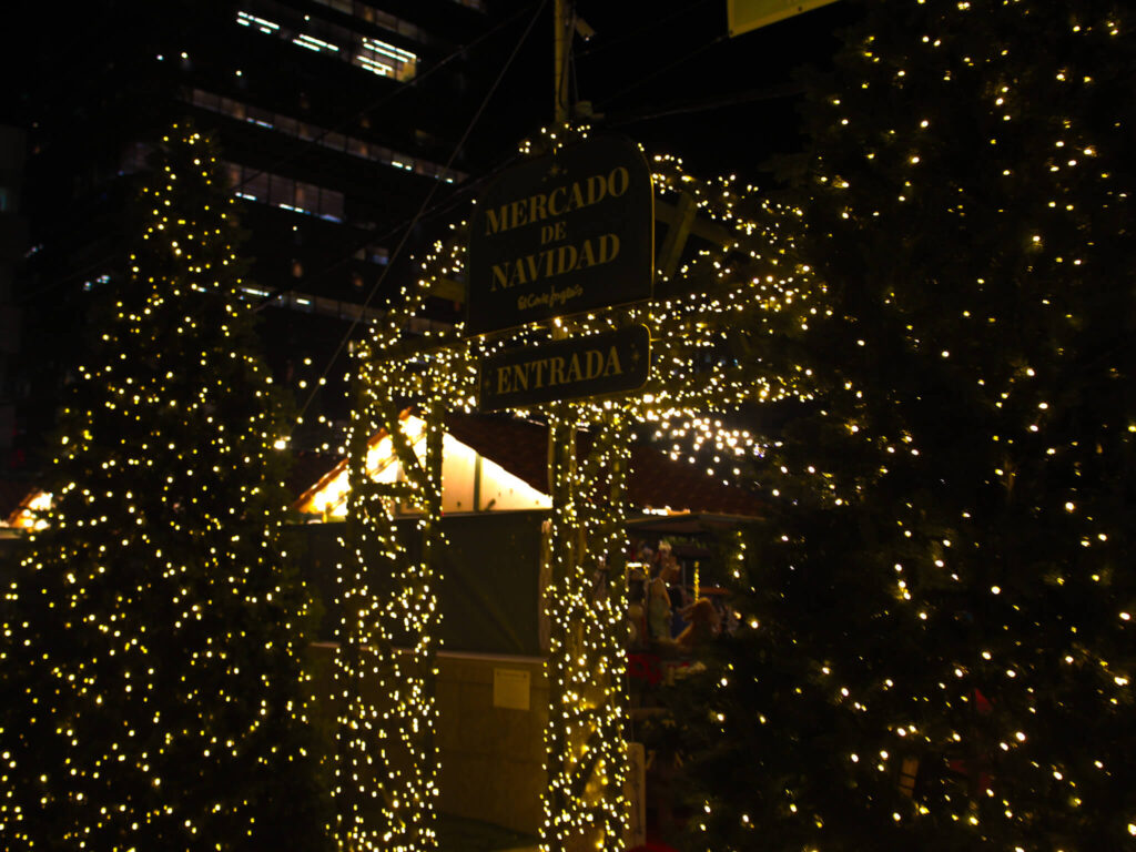 Nuevos Minesterios Christmas Market in Madrid