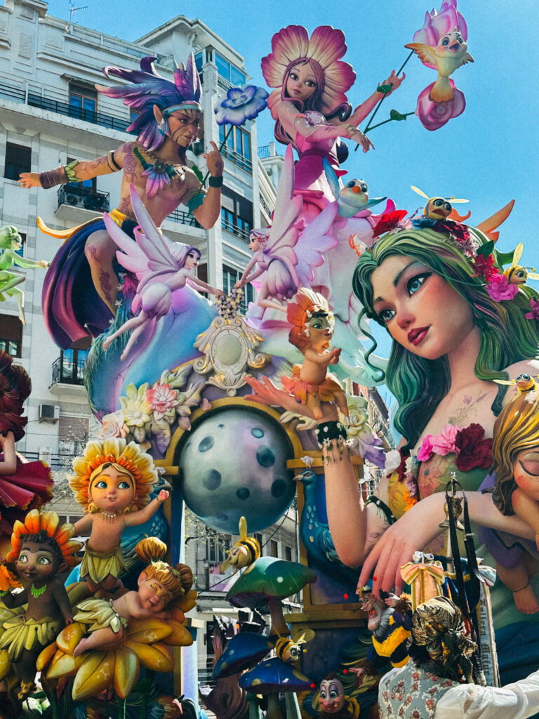 One of the standout sculptures at Las Fallas 2026