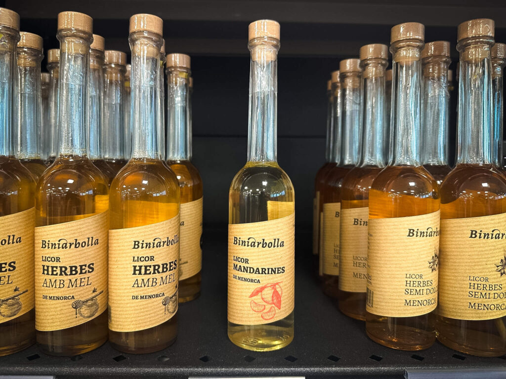 traditional herbal liqueurs in Menorca