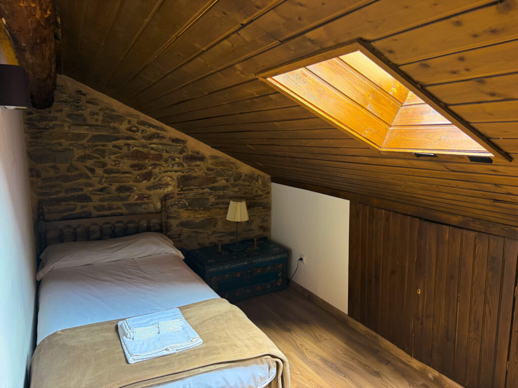 Small Beds in camino de santiago